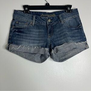 American Eagle Jean Shorts Womens Blue Cuffed Distressed Denim Casual Sz 6/6